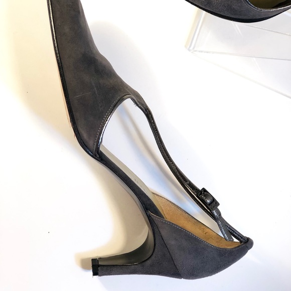 Yves Saint Laurent | Shoes | Yvette Saint Laurent Gray Suede Kitten ...